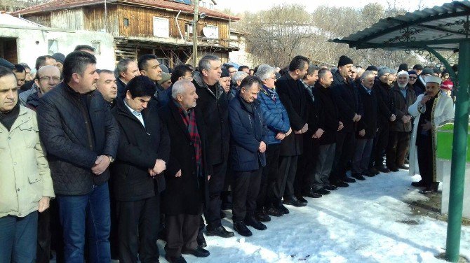 Bolu İl Genel Meclis Başkanı Yaşar Yüceer’in Babası Vefat Etti