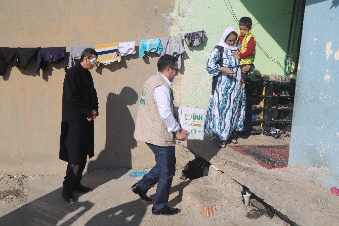 İhh Şırnak Şubesinden Battaniye Ve Gıda Yardımı