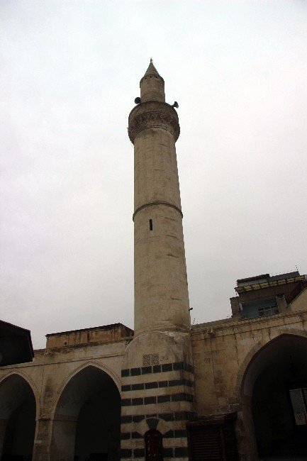 Ulu Cami’de 683 Yıldır Ezan Sesi Yükseliyor