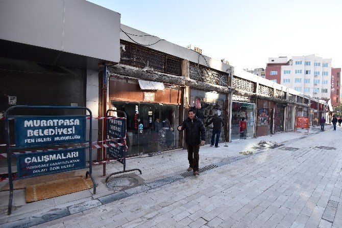 Sinan Mahallesi’nde Riskli Sundurmalar Kaldırıldı