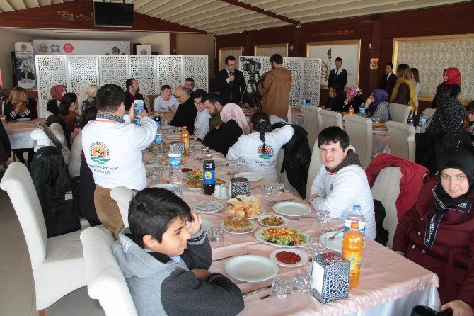 Melek Yüzlülerin İlk Toplantısı Samsun’da Yapıldı