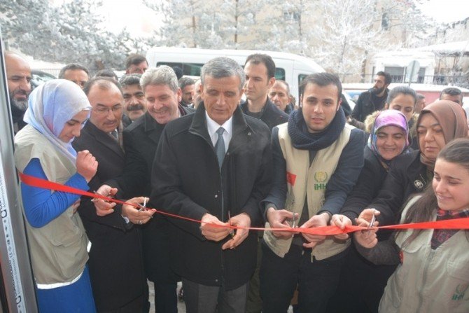 Halep İçin Yardım Kermesi