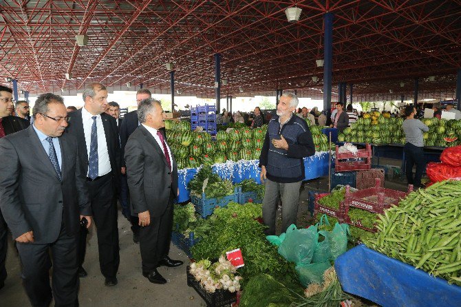 Melikgazi’de Semt Pazarlarında Donmuş Meyve Ve Sebze Denetimi