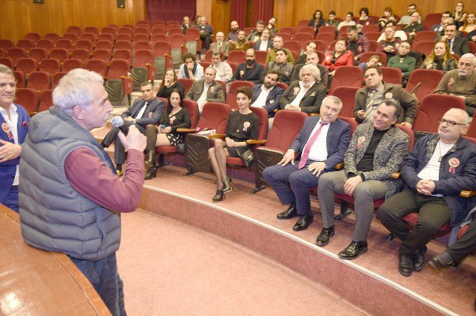 Seyhan Belediyesi Şehir Tiyatrosu 20. Yılını Kutladı