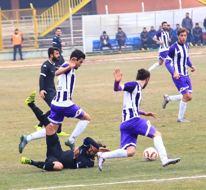 Nazilli Ankara’dan 2 Puanla Dönüyor