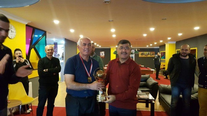 3 Bant Bilardo Turnuvası Sona Erdi