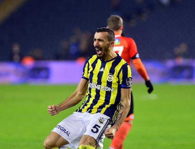 Mehmet Topal’da Yırtık Tespit Edildi