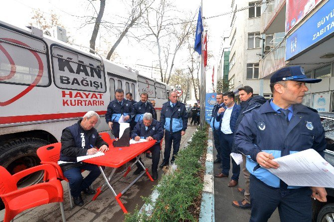 Zabıtadan Kan Bağışı