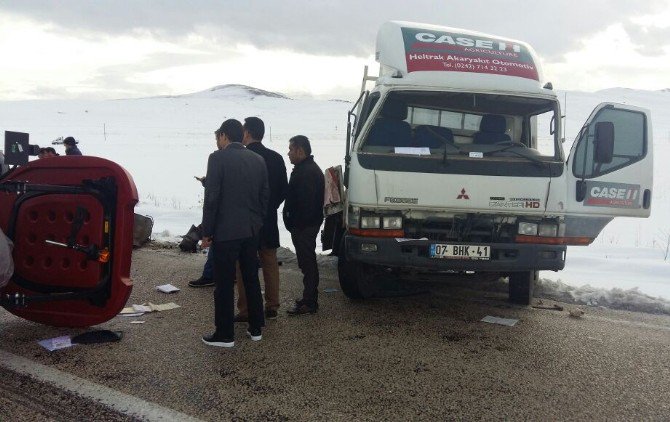 Ağır Ceza Mahkemesi Başkanı, Cumhuriyet Savcısı Eşi Ve Çocukları Trafik Kazasında Yaralandı