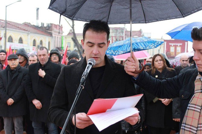 Edirne’de Chp’lilerden ‘Ayağa Kalkıyoruz’ Eylemi