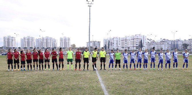 Döşemealtı Kendi Sahasında İlk Mağlubiyetini Aldı