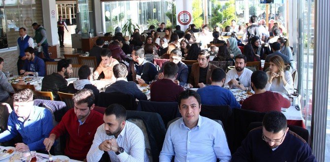 Mersin Barosu Yönetimi, Stajyer Avukatlarla Etkinlikte Buluştu