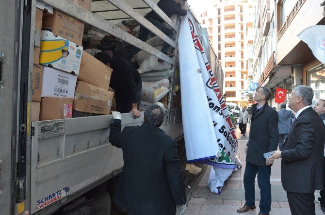 Oflular Suriyeli Kardeşleri İçin Yardıma Koştu