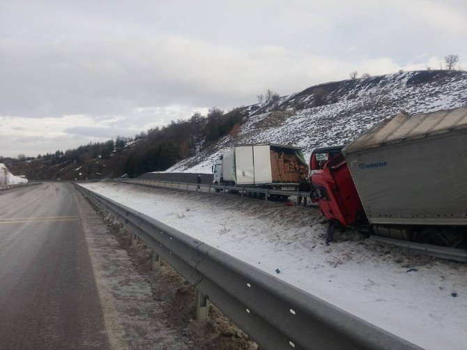 Afyonkarahisar’da Zincirleme Trafik Kazası