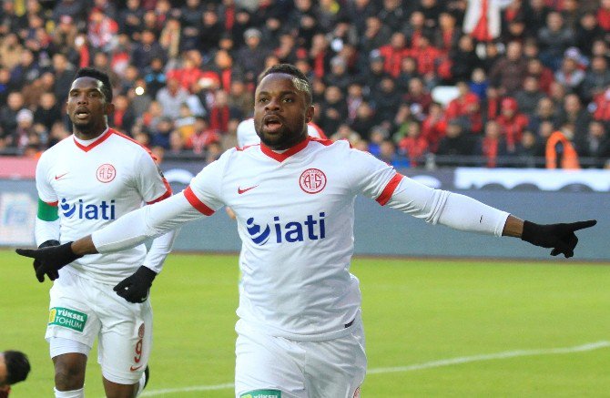 Antalyaspor’da M’billa Gol Orucunu Bozdu