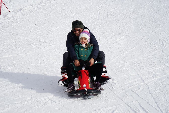 Ilgaz, Kayak Severlerin Akınına Uğradı