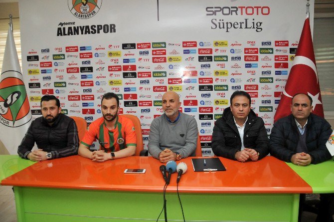 Cenk Ahmet Alanyaspor’da