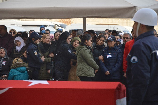 Sur Şehitleri Törenle Memleketlerine Uğurlandı