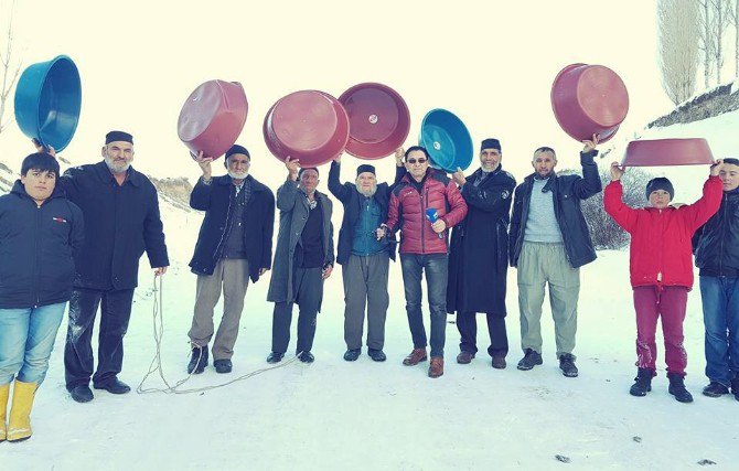 Erzurum’da Dedeler Leğenlerle Kaydı