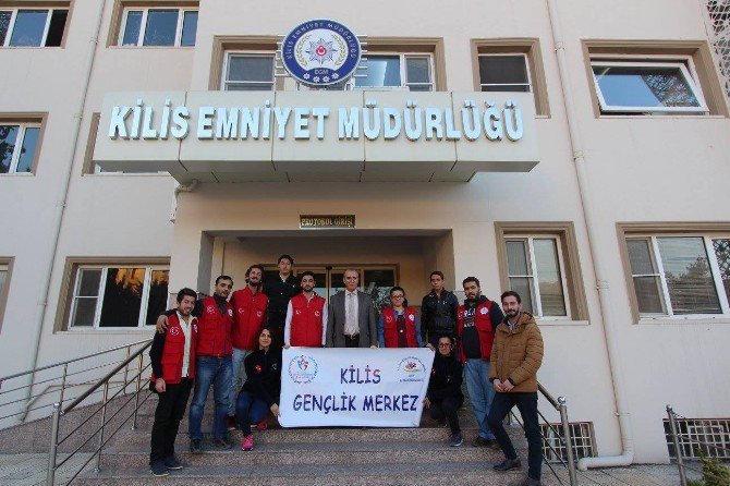 Sosyal Medya’da Başlatılan ’Polisimin Yanındayım’ Hareketine Destek