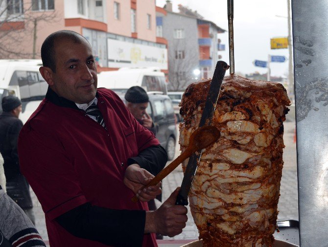 İş Yeri Açılışında İzdiham