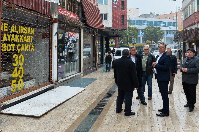 Başkan Uysal’dan Esnafa ‘Geçmiş Olsun’ Ziyareti