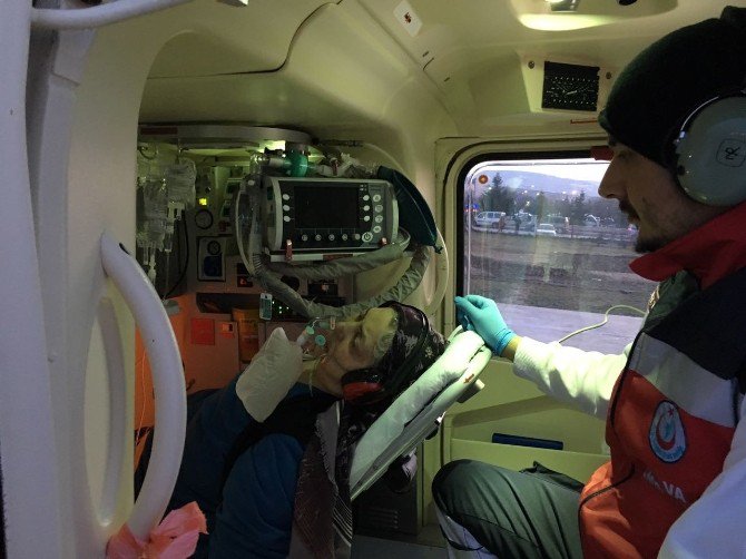 Kalp Hastası Kadının Yardımına Ambulans Helikopter Yetişti