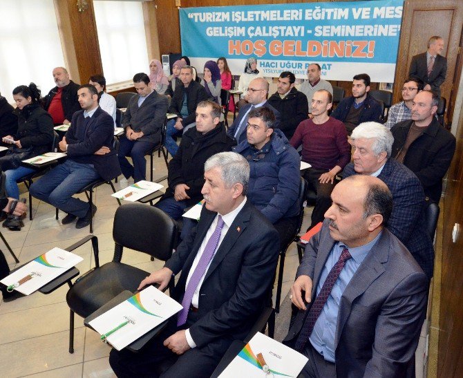 Hizmet Sektörü İşletmelerine Yönelik ‘Meslek İçi Eğitim Ve Gelişim Semineri’ Verildi