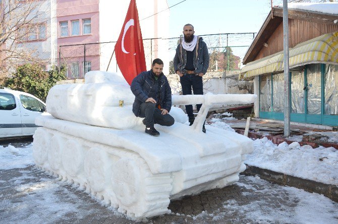 4 Ton Kar Kullanarak Tank Yaptılar