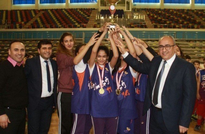 Şanlıurfa’daki Okul Sporları Basketbolla Devam Etti