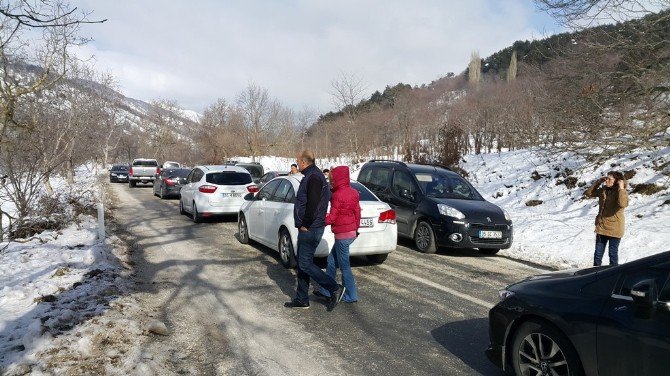 Bozdağ, İzmirli Kayakseverleri Bekliyor