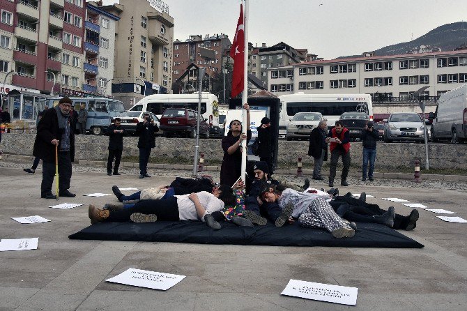 15 Temmuz’u Sokak Tiyatrosuyla Anlattılar