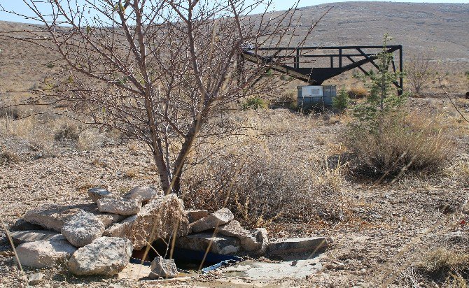 Karaman’da Yaban Hayvanları İçin Su Pınarları Yapıldı