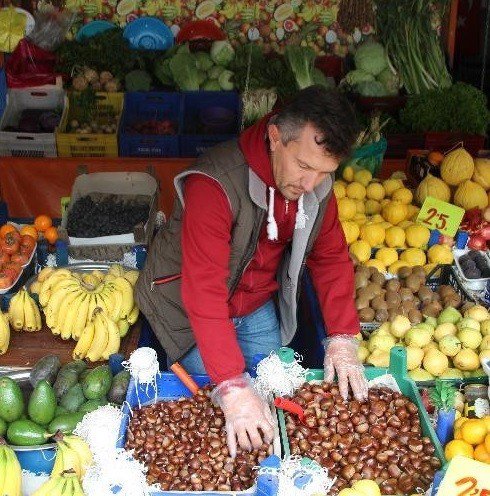 Kışın Vazgeçilmezi Kestane El Yakıyor