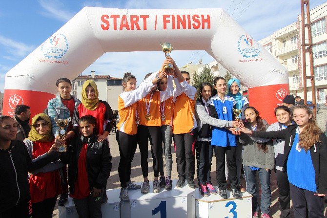 Okul Sporları Atletizm Yarışmaları Sona Erdi