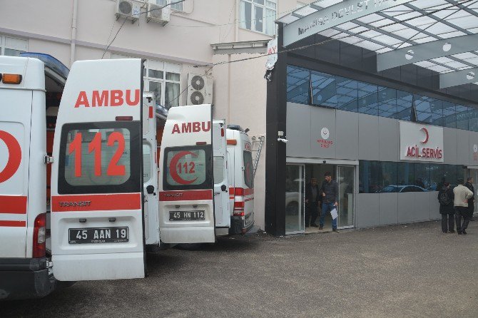 Kaymakam Ve Belediye Başkanı Kaza Geçirdi