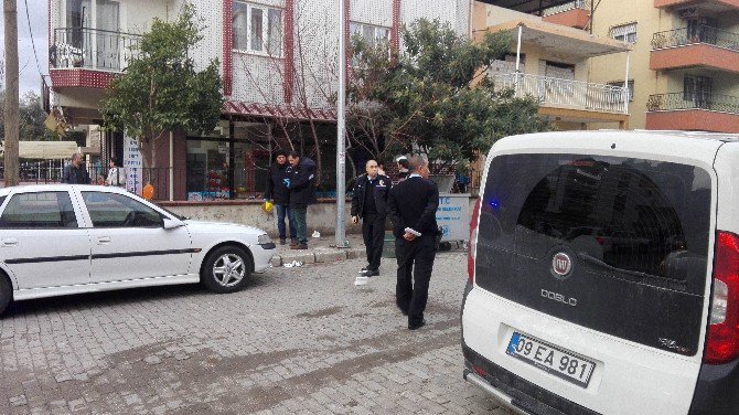 Çocuklarının Gözü Önünde Başına Tornavida Sapladılar