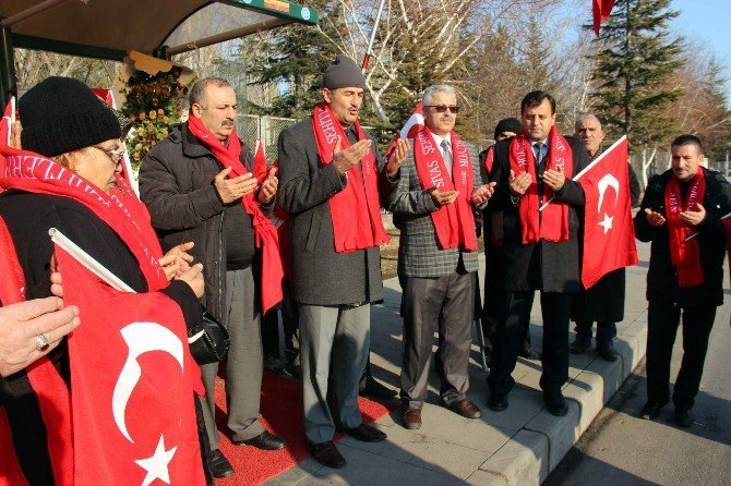 Sivaslı Şehit Aileleri Ve Gazileri ‘Şehitler Durağı’nı Ziyaret Etti