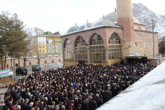 Üzeyir Hoca Son Yolculuğuna Uğurlandı