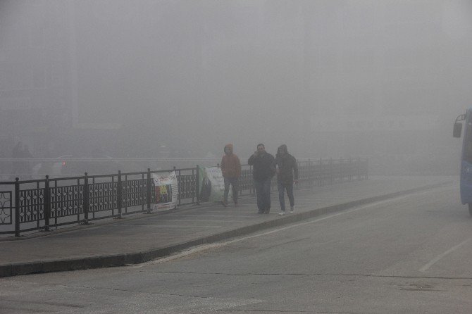 Hatay’da Hava Trafiğine Sis Engeli