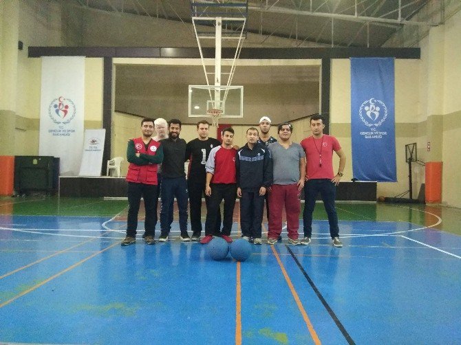 Önce Kitap Okudular Ardından Goallball Oynadılar