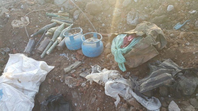 Nusaybin’de Çok Sayıda Silah Ve Mühimmat Bulundu