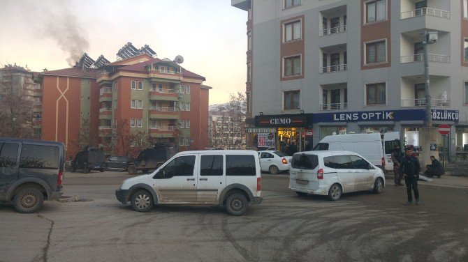 Tunceli’de Şüpheli Bavul Polisi Alarma Geçirdi