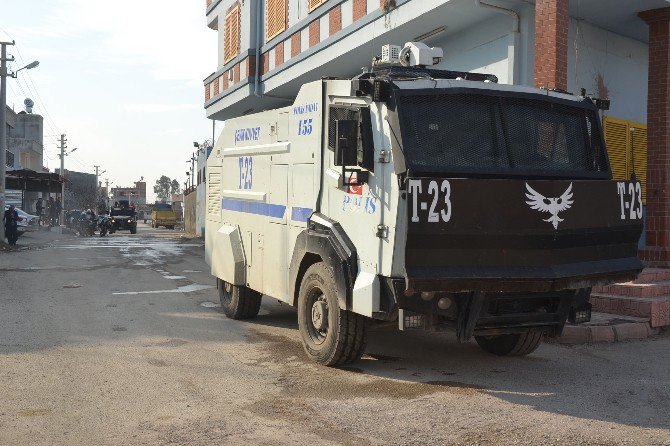 Adana’da Korsan Gösteriler Yapılan Mahallede 350 Polisle Uygulama