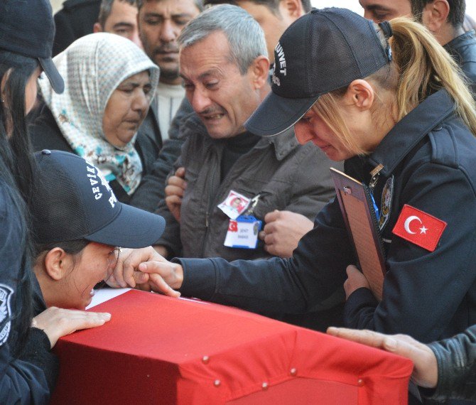 Diyarbakır Şehidi Furkan Demir Memleketine Uğurlandı