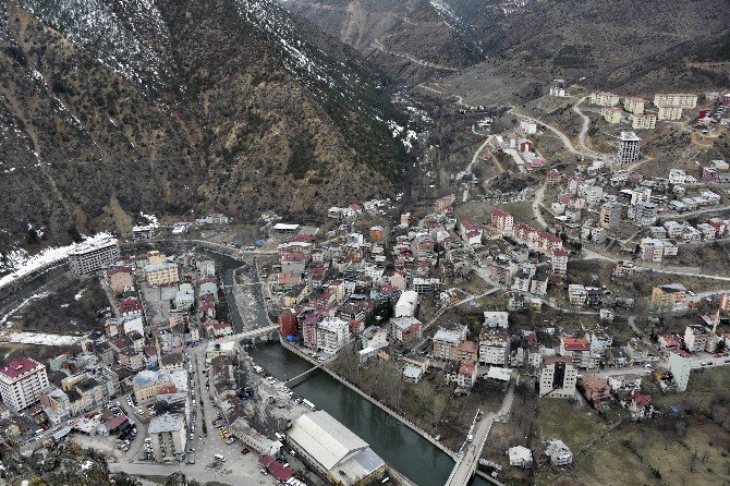 Torul Kalesinde Çevre Düzenlemesi Çalışmaları Başladı