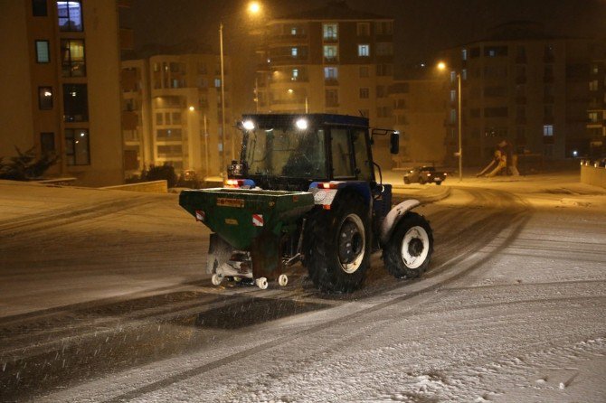 Edirne’de Tuzlama Çalışmaları Gece Boyunca Devam Etti