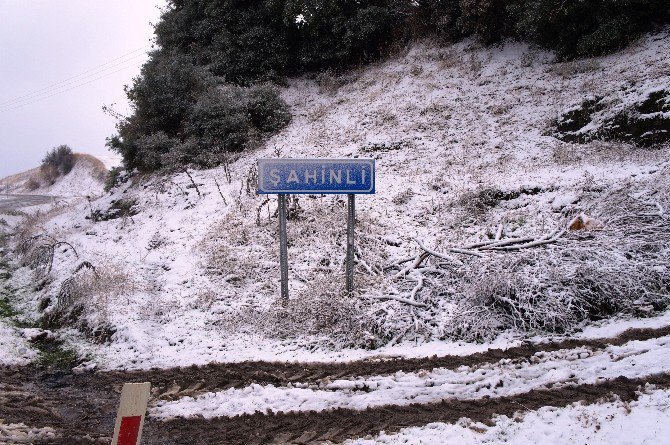 Lapseki Beyazlara Büründü