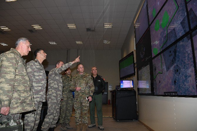 Genelkurmay Başkanı Orgeneral Akar, İncirlik Üssü’nde Denetlemelerde Bulundu