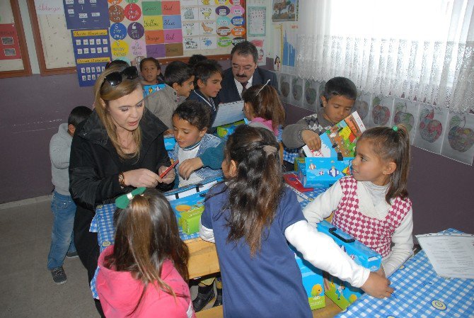 Kaymakam Uçar’dan Mezradaki Öğrencilere Karne